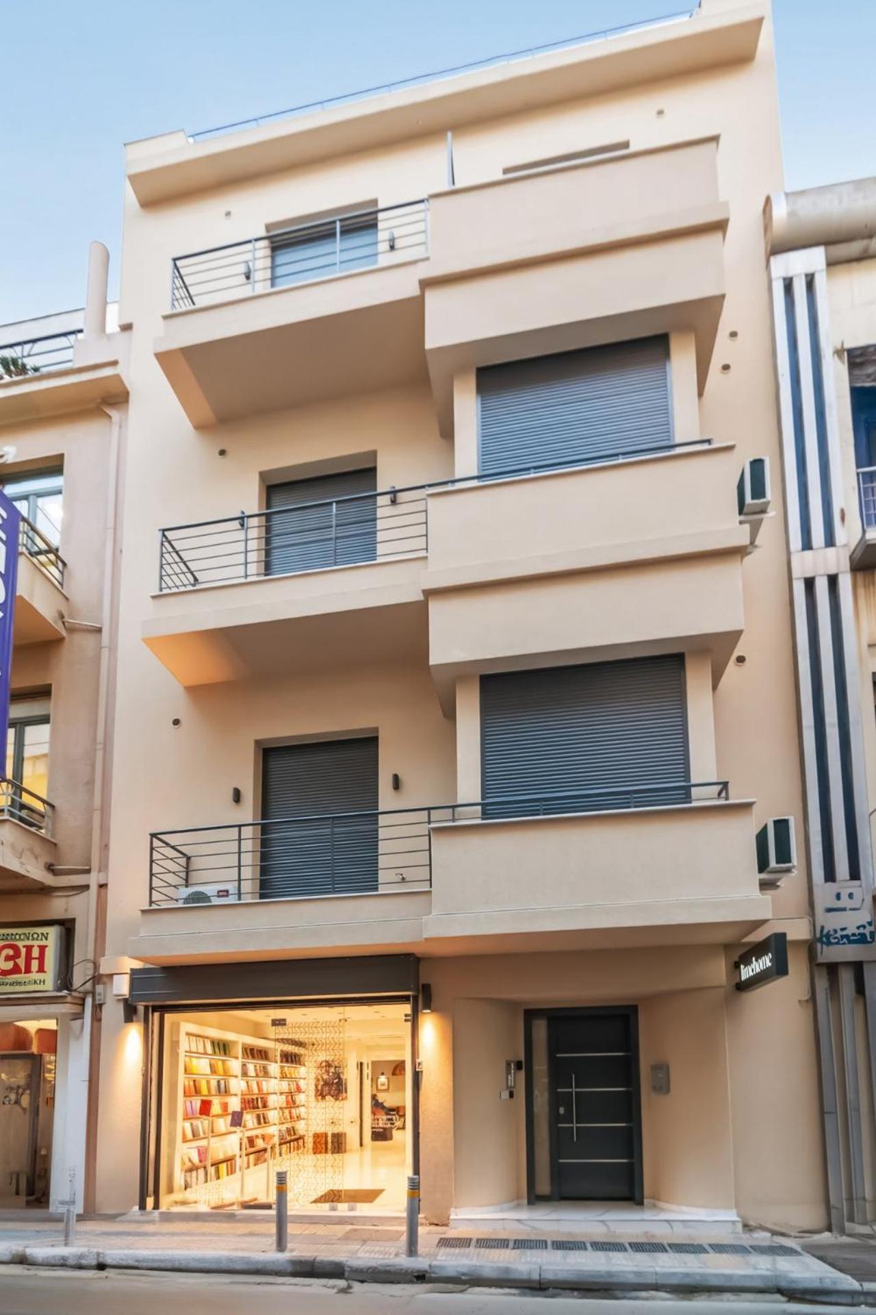 Limehome Athens Solonos City Center Екстериор снимка