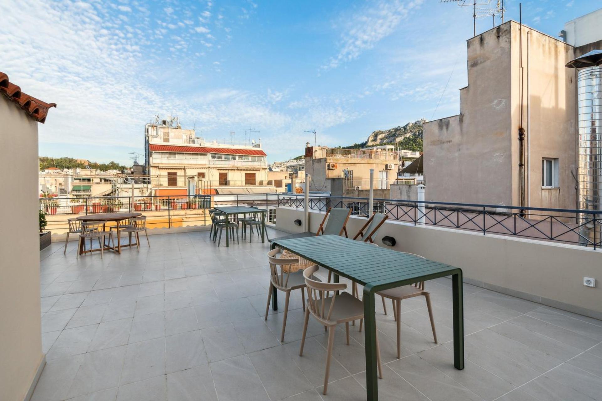 Limehome Athens Solonos City Center Екстериор снимка
