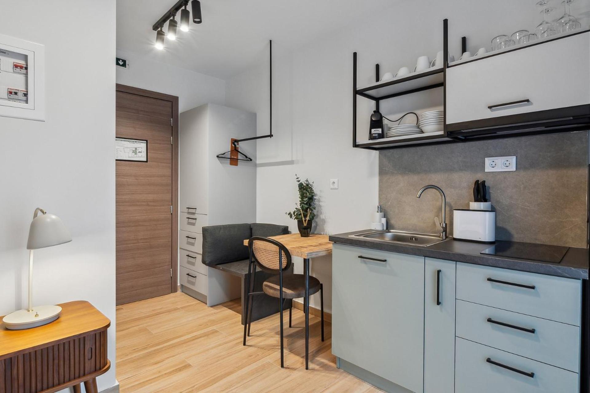 Limehome Athens Solonos City Center Екстериор снимка