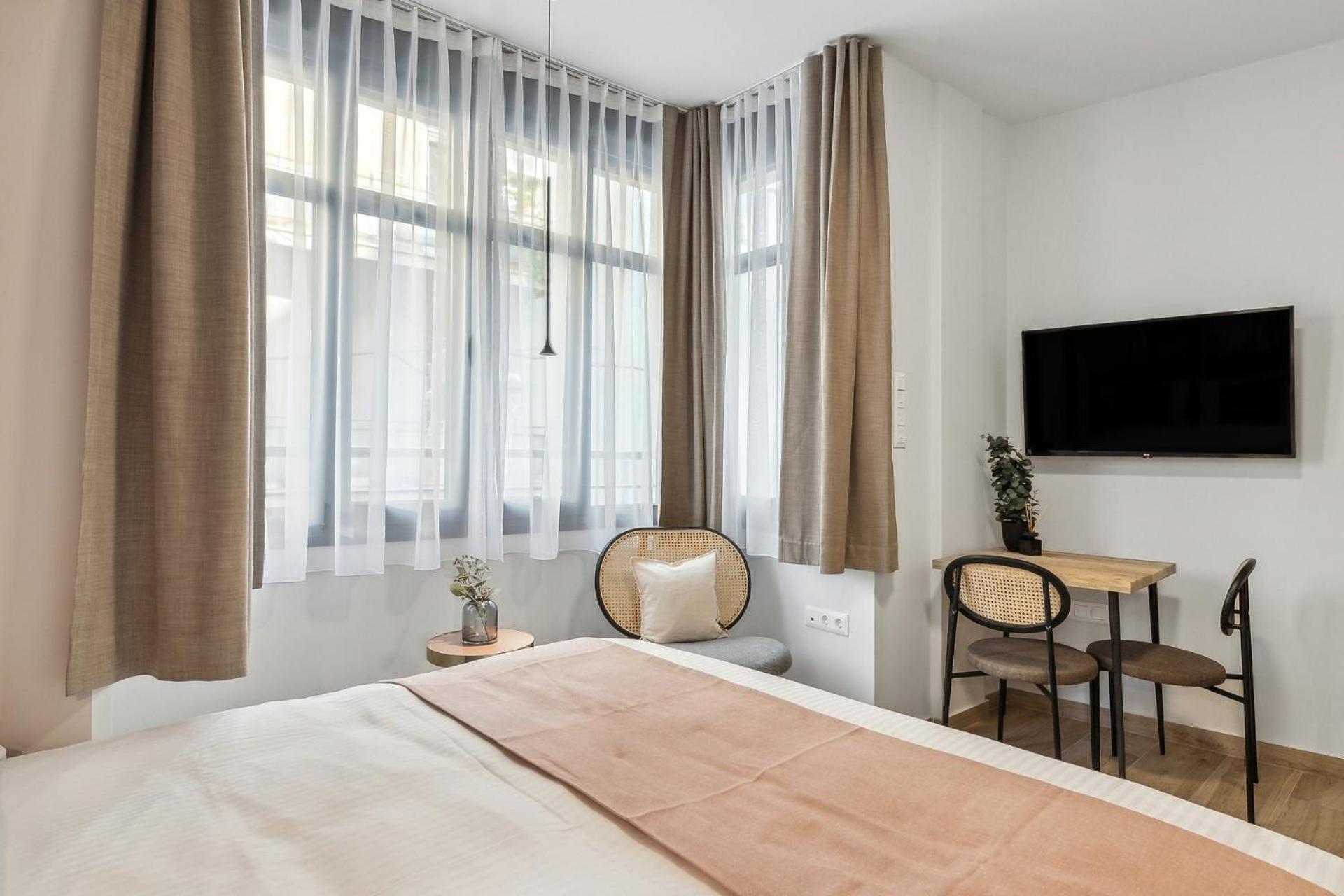 Limehome Athens Solonos City Center Екстериор снимка