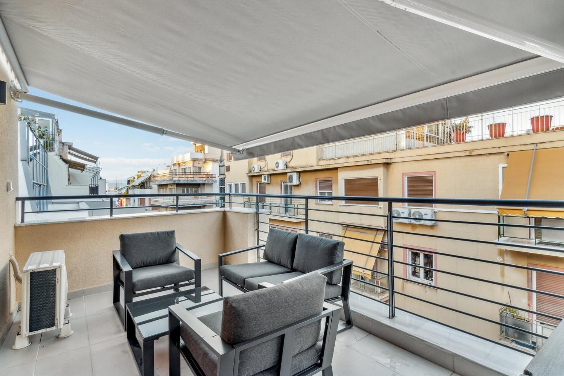 Limehome Athens Solonos City Center Стая снимка
