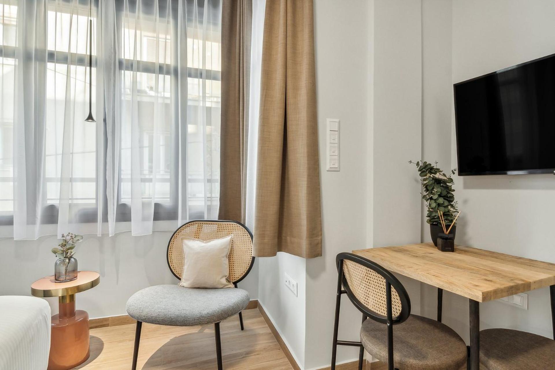 Limehome Athens Solonos City Center Стая снимка