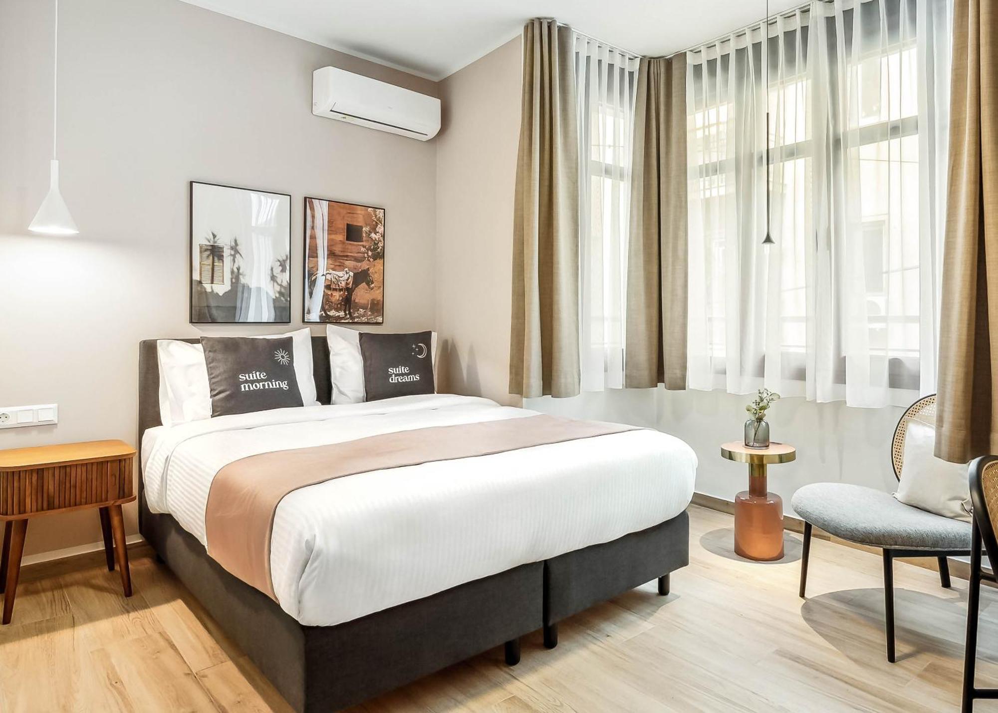 Limehome Athens Solonos City Center Екстериор снимка