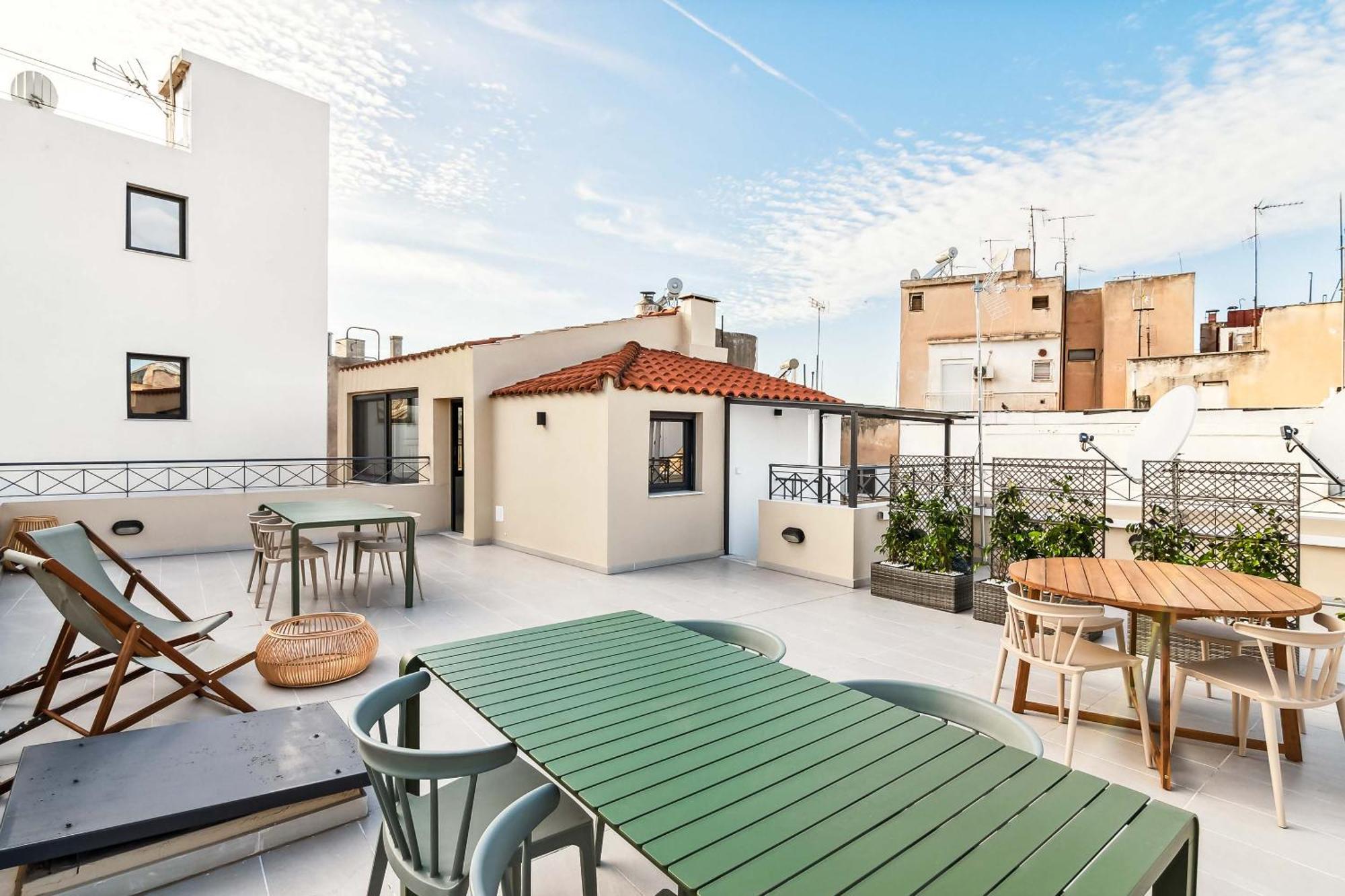 Limehome Athens Solonos City Center Екстериор снимка